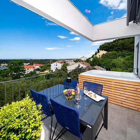 Panorama Suite Dora With Jacuzzi Palit Exterior photo